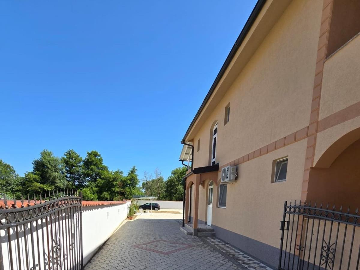 Vila Cattleya Donji Stoj Exteriér fotografie